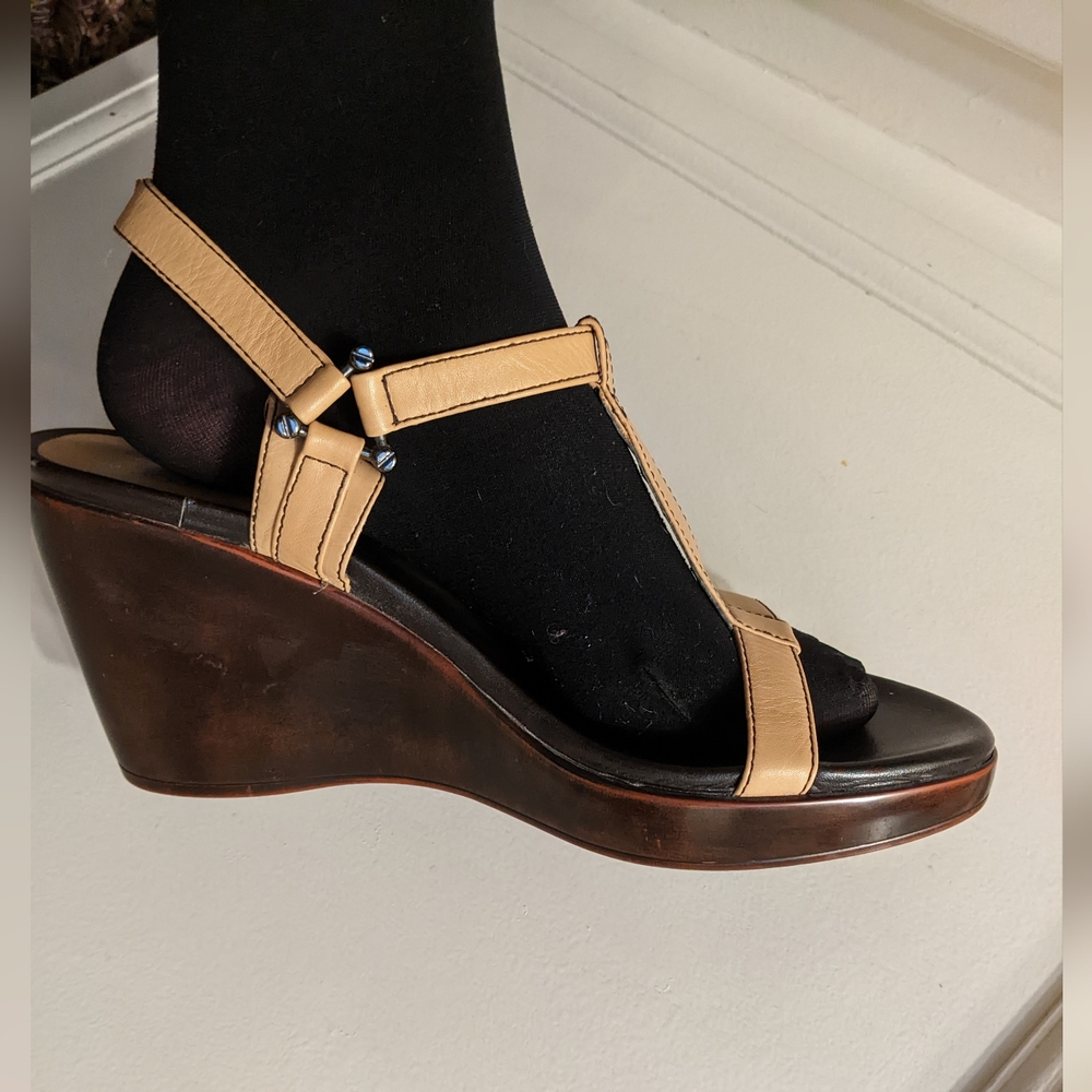 00's Aerosoles platform heels